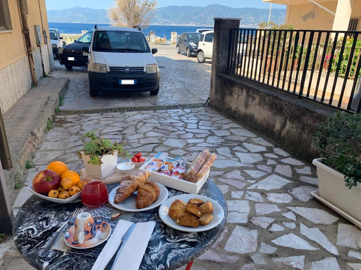 Sophie House : Appartamento Indipendente Ideale Per Vacanze Al Mare Reggio di Calabria Buitenkant foto